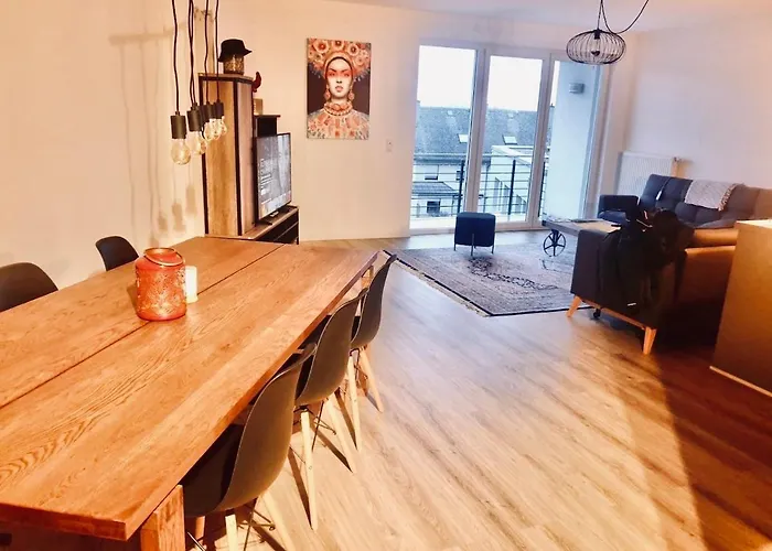Spacious Two Bedrooms With Free Parking & Private Terrace-217